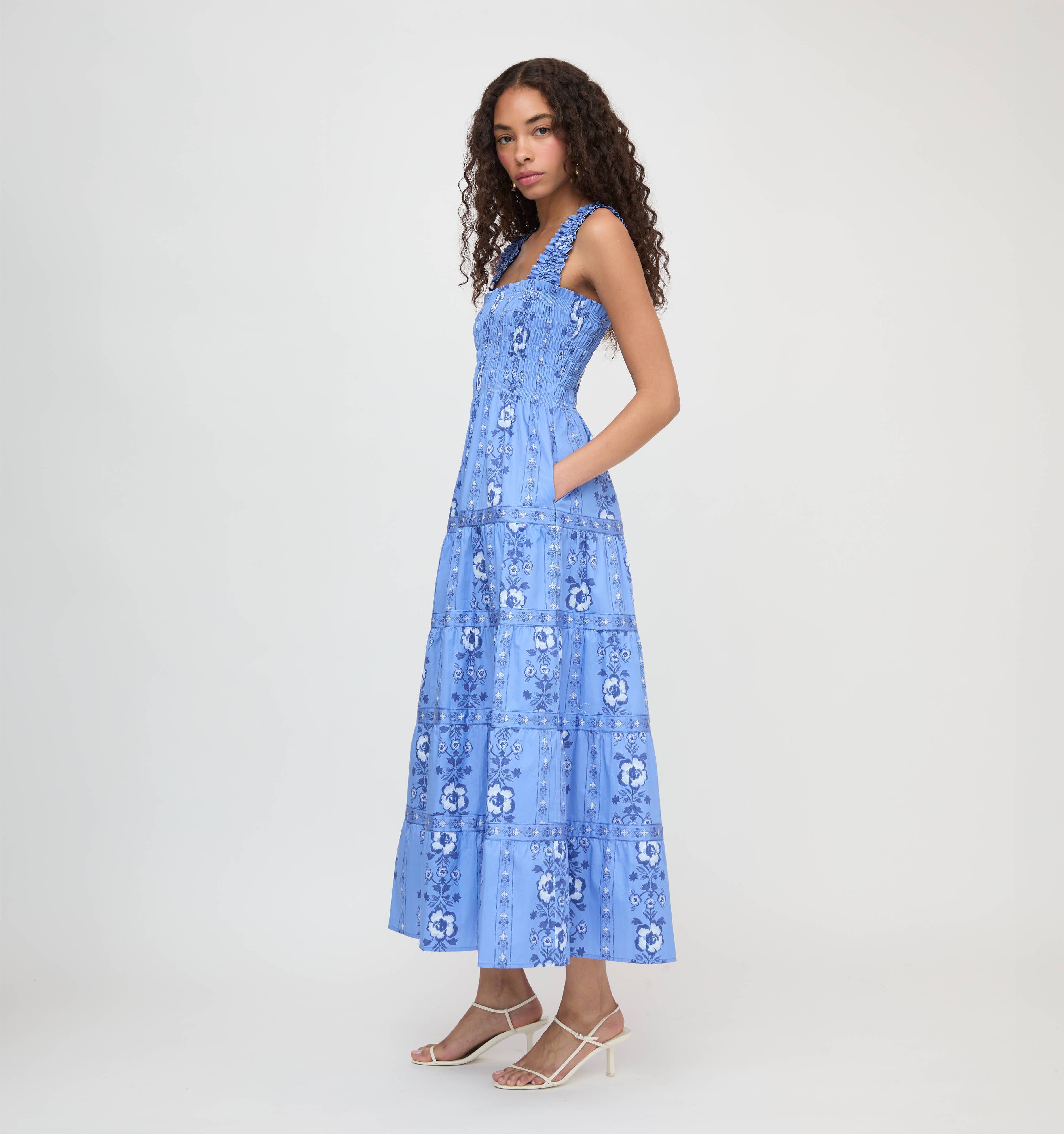 The Kimmy Nap Dress - Blue Arcadia Border